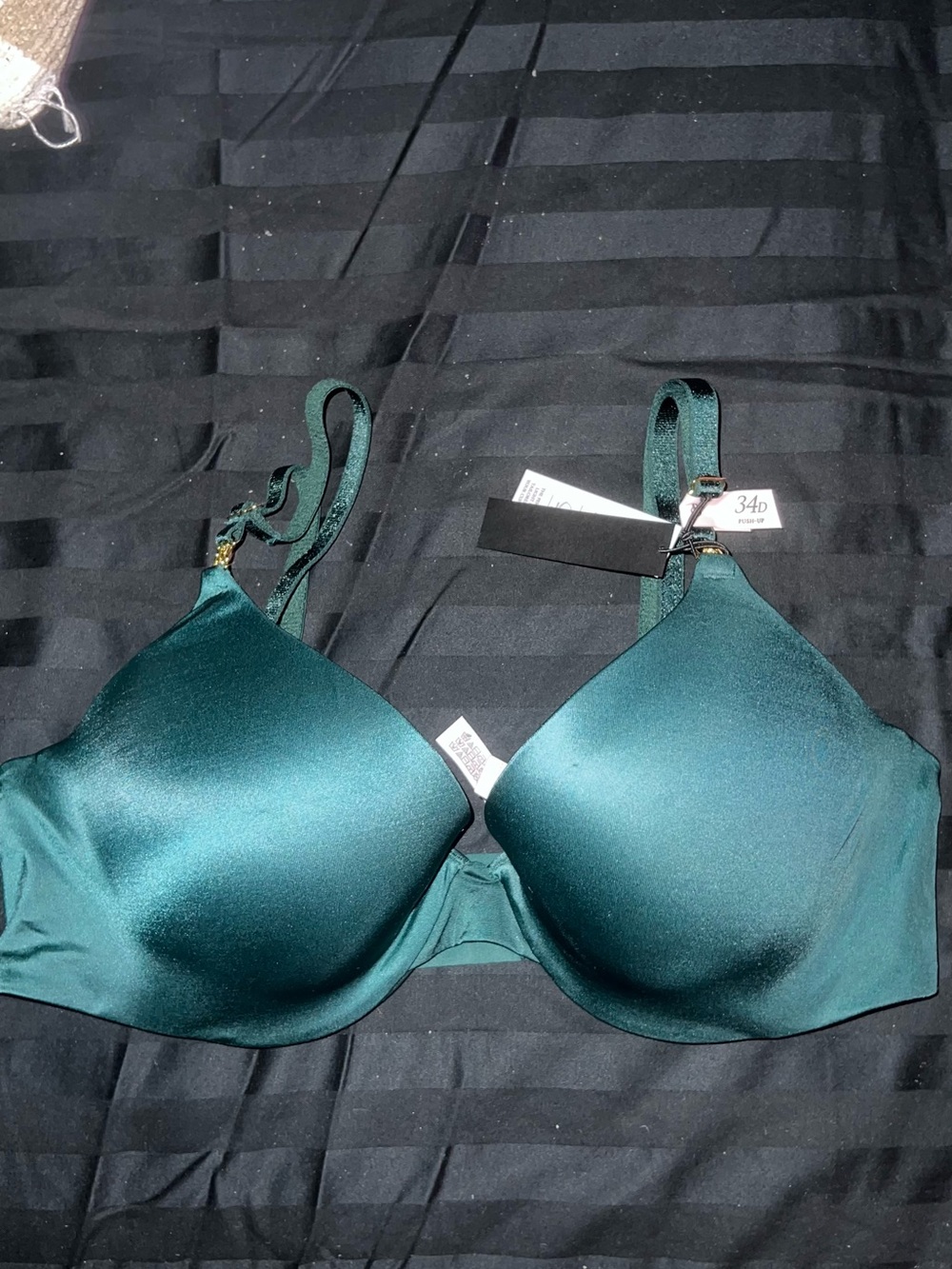 Victoria's Secret Emerald Green Satin T-Shirt Bra